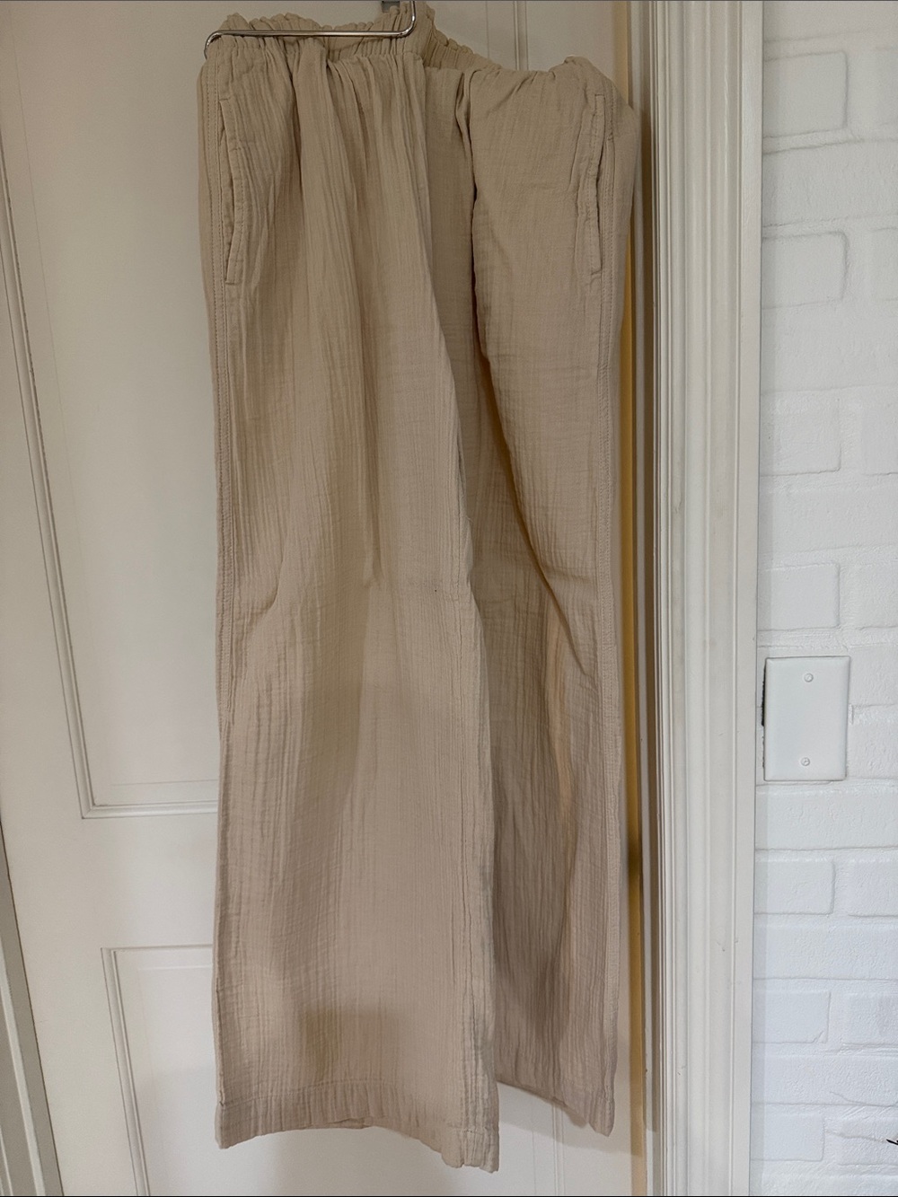 Gap cream gauze, wide leg pants
